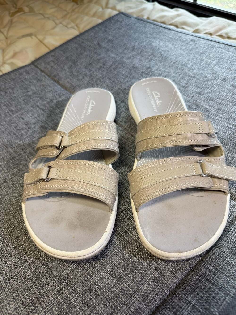 Clarks Cloudsteppers Breeze Piper Sandals Warm Beige